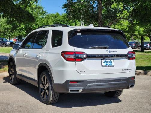 2025 Honda Pilot Black Edition