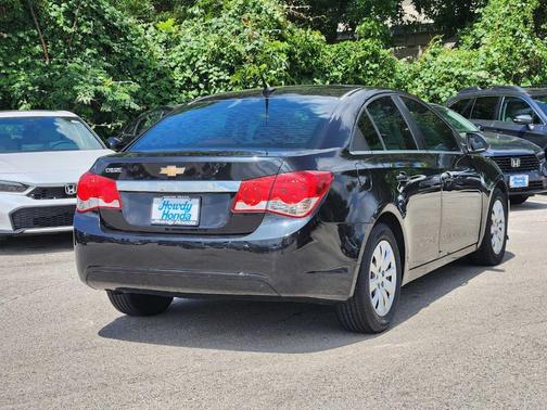 Black Granite Metallic 2011 Chevrolet Cruze LS