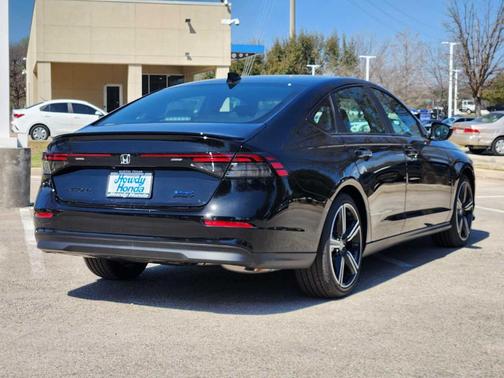 Crystal Black Pearl 2026 Honda Accord Hybrid Sport