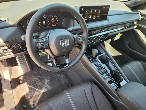 Crystal Black Pearl 2026 Honda Accord Hybrid Sport