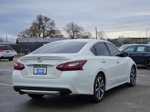 2017 Nissan Altima 2.5 SR