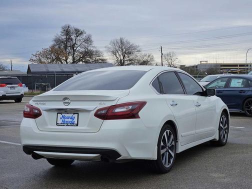 2017 Nissan Altima 2.5 SR