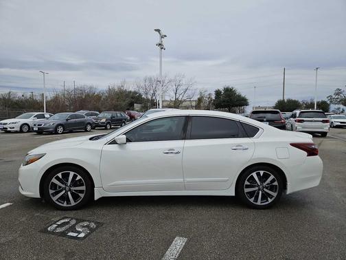 2017 Nissan Altima 2.5 SR