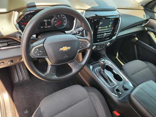 Satin Steel Metallic 2018 Chevrolet Traverse LS