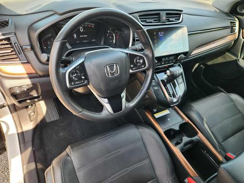 Platinum White Pearl 2022 Honda CR-V Touring