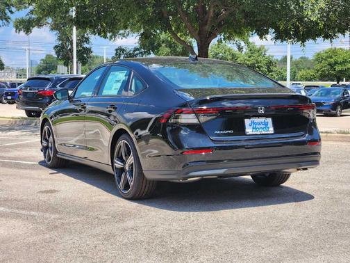 Crystal Black Pearl 2026 Honda Accord SE
