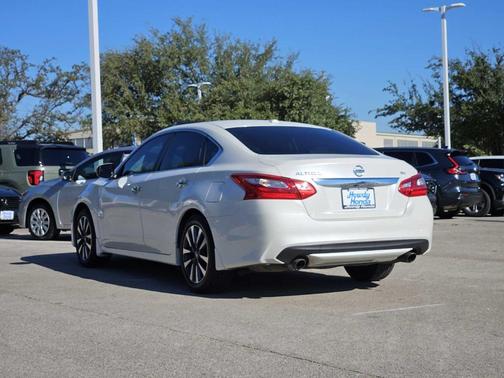 2016 Nissan Altima 2.5 SV