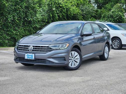 Platinum Gray Metallic 2019 Volkswagen Jetta 1.4T S