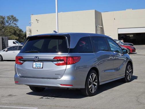 2024 Honda Odyssey Touring