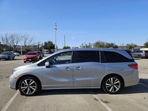 2024 Honda Odyssey Touring