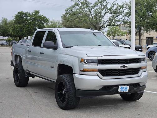 2018 Chevrolet Silverado 1500 Custom