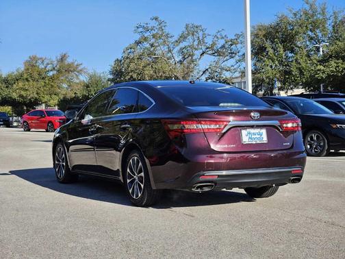 2016 Toyota Avalon XLE