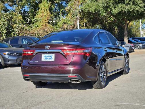 2016 Toyota Avalon XLE
