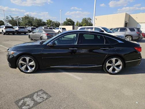 2018 Honda Accord Touring 2.0T