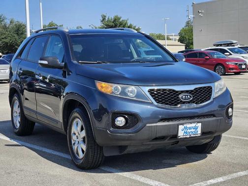 2011 Kia Sorento LX