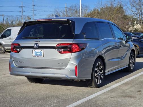 Solar Silver Metallic 2026 Honda Odyssey Elite