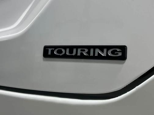 Platinum White Pearl 2026 Honda Pilot Touring