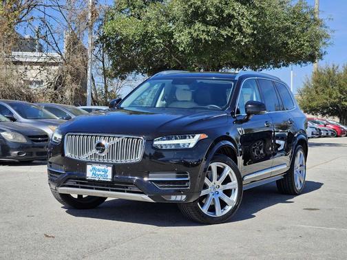 2019 Volvo XC90 T6 Inscription