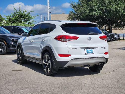 Winter White 2017 Hyundai TUCSON Sport