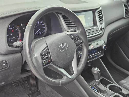 Molten Silver 2016 Hyundai TUCSON Limited