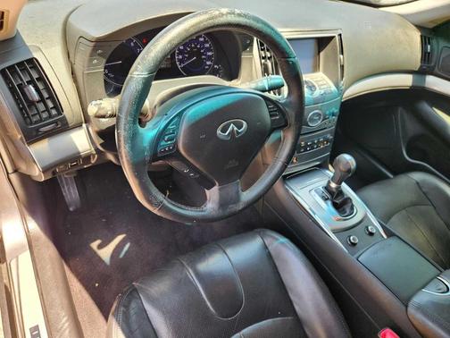 Graphite Shadow 2015 INFINITI Q40 Base