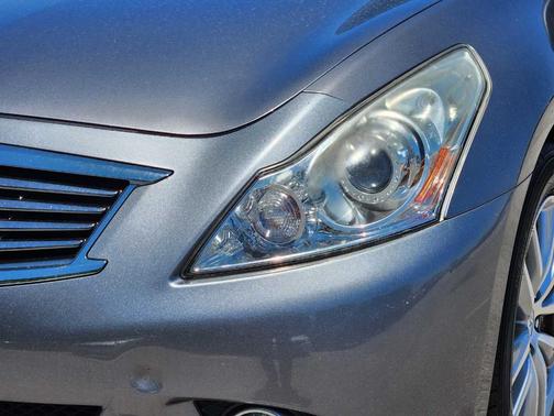 Graphite Shadow 2015 INFINITI Q40 Base