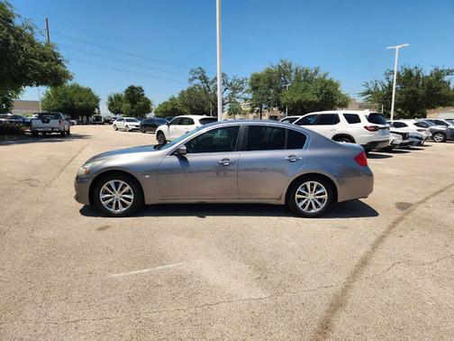 Graphite Shadow 2015 INFINITI Q40 Base
