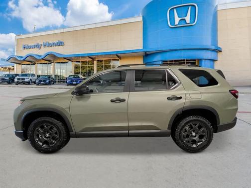 Ash Green 2026 Honda Pilot TrailSport
