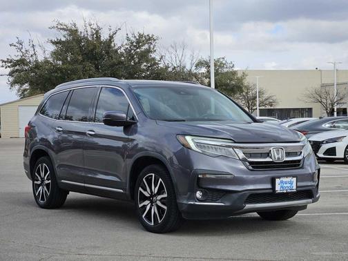 2019 Honda Pilot Touring 8-Passenger