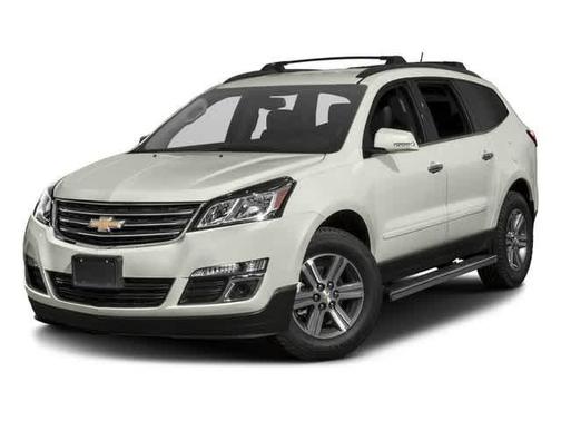 Silver Ice Metallic 2017 Chevrolet Traverse 2LT