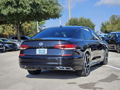 2020 Volkswagen Passat 2.0T R-Line