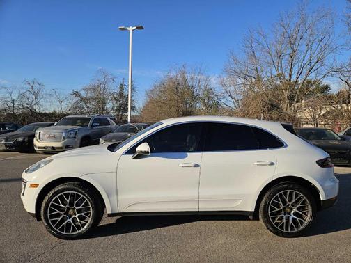 2018 Porsche Macan S