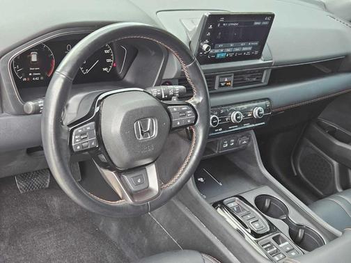 2023 Honda Pilot TrailSport