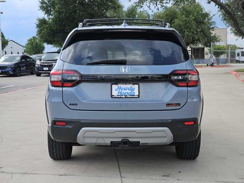 2023 Honda Pilot TrailSport