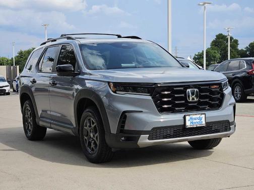 2023 Honda Pilot TrailSport