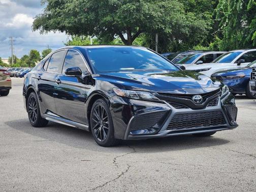 Midnight Black Metallic 2023 Toyota Camry SE