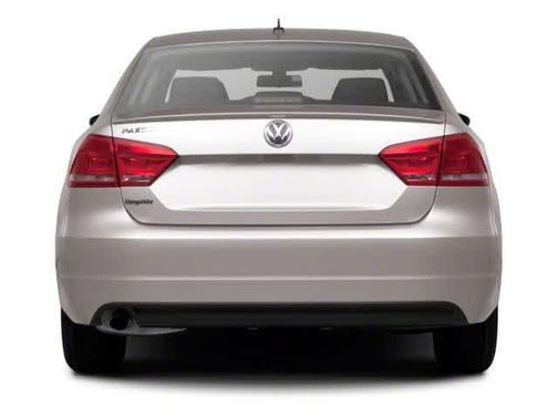 2013 Volkswagen Passat 2.0 TDI SEL Premium