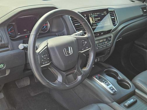 2022 Honda Pilot TrailSport