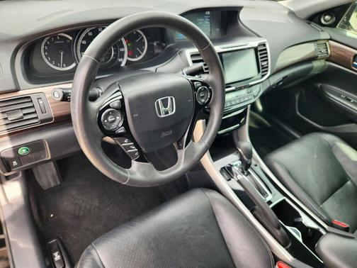 2017 Honda Accord EX-L V-6