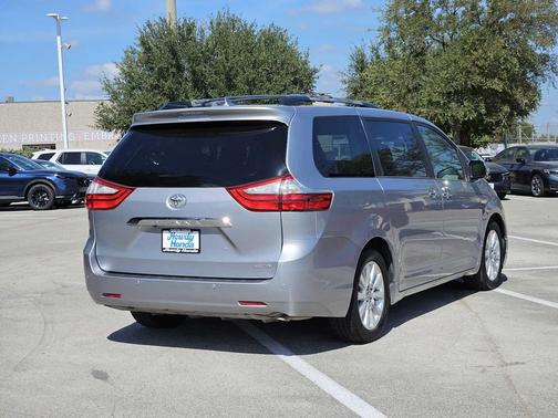 2015 Toyota Sienna Limited