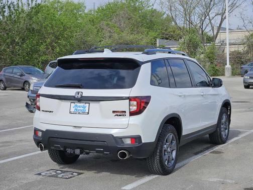 Platinum White Pearl 2024 Honda Passport TrailSport