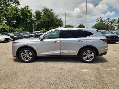 Lunar Silver Metallic 2024 Acura MDX Base