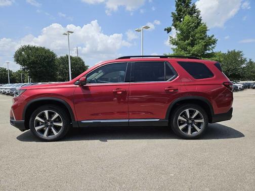 2025 Honda Pilot Touring