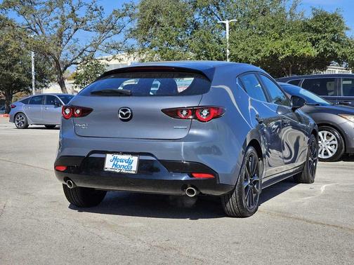 2023 Mazda Mazda3 Carbon Edition