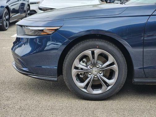 Canyon 2026 Honda Accord Hybrid EX-L