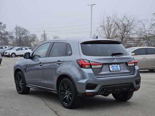 2023 Mitsubishi Outlander Sport LE