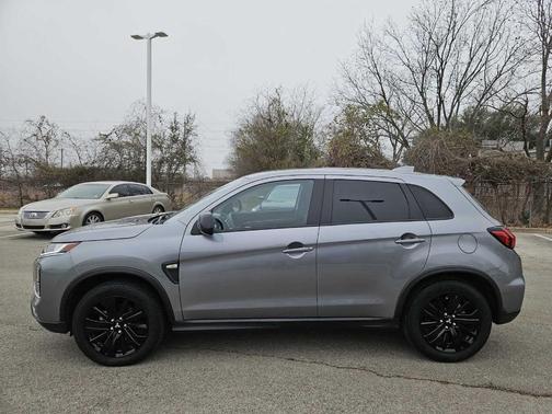2023 Mitsubishi Outlander Sport LE