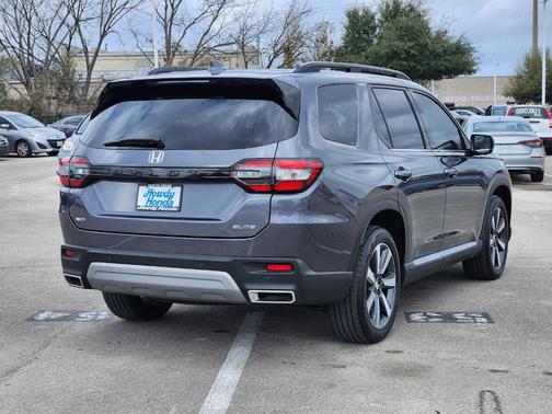 2025 Honda Pilot Elite