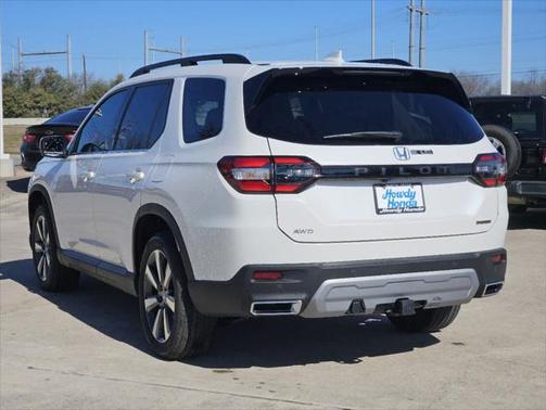 2025 Honda Pilot Touring