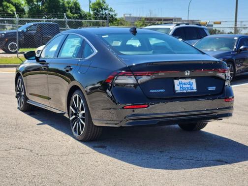 2025 Honda Accord Hybrid Touring